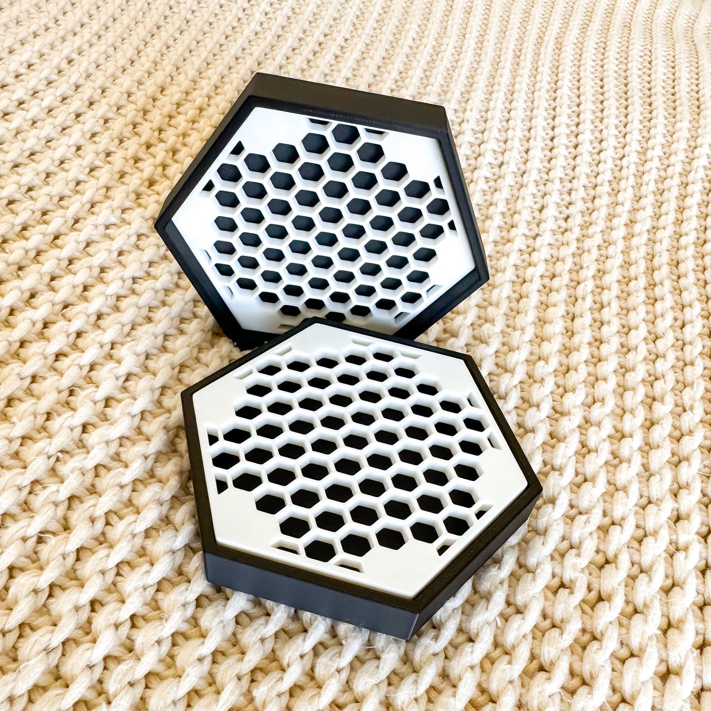 Levitation Coaster - Hexagon Edition in Classic White - Set of 2