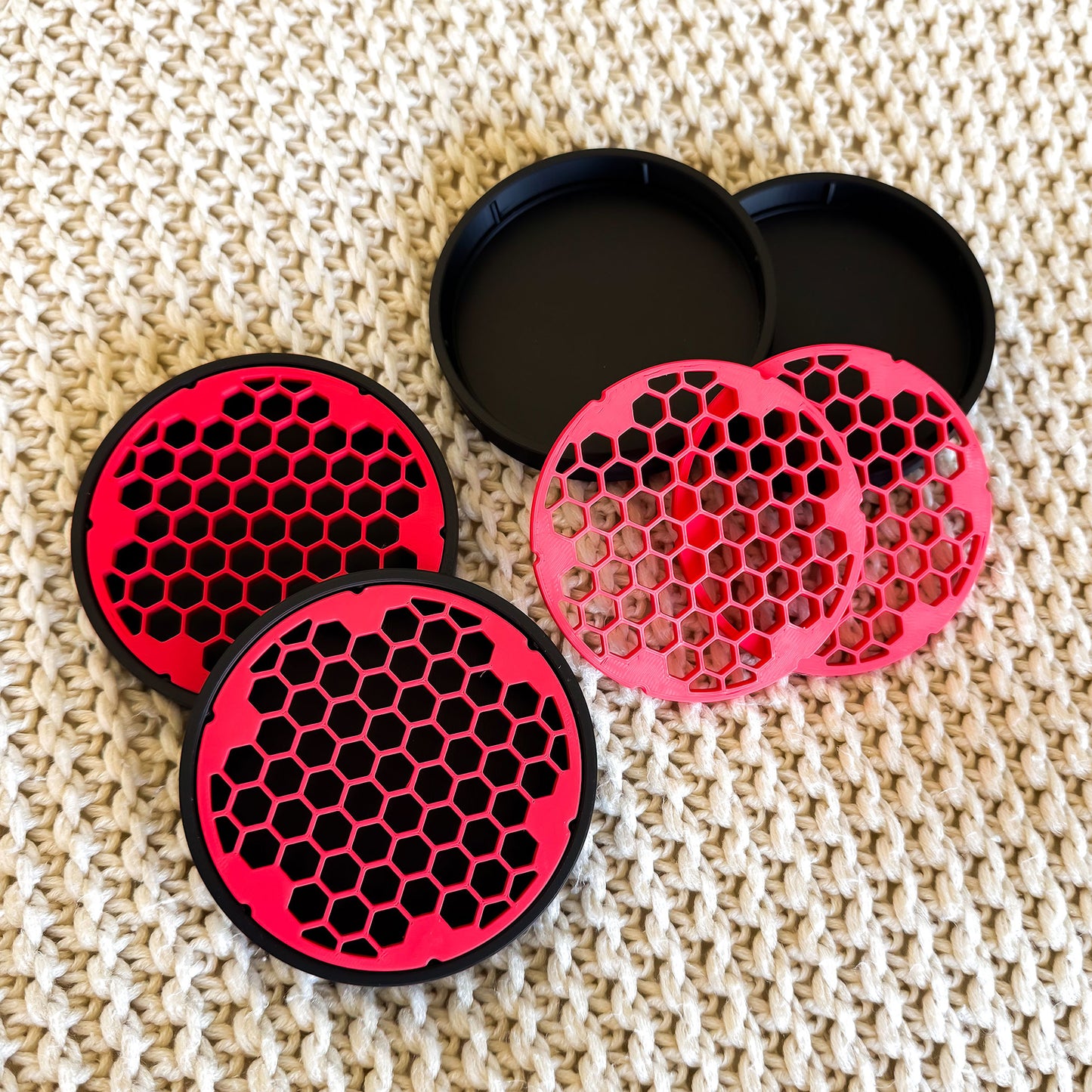 Levitation Coaster - Round Edition in Scarlet Red - Set of 2